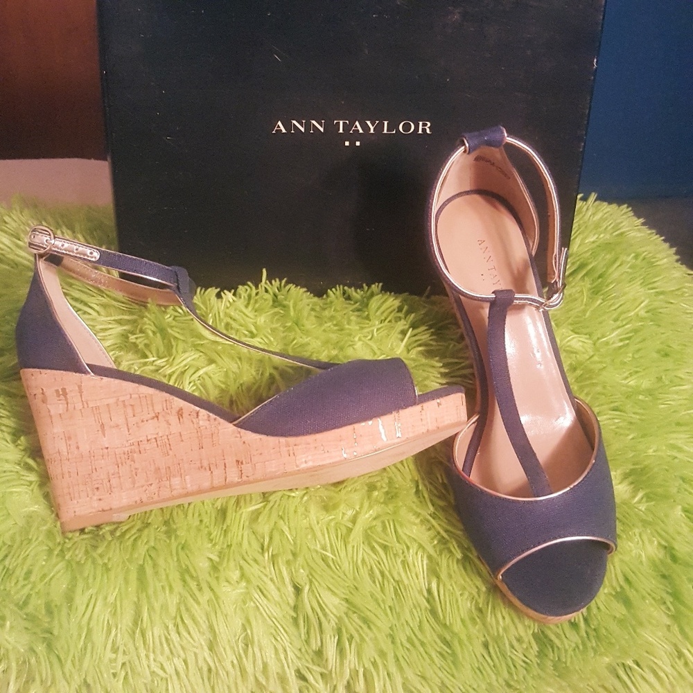 Ann Taylor wedges